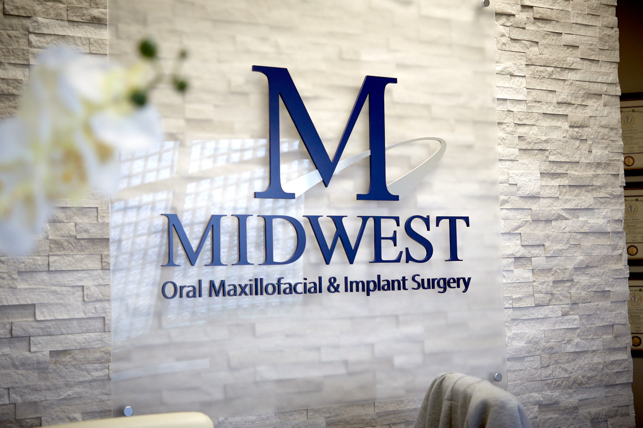 Midwest Oral Maxillofacial & Implant Surgery sign in the office